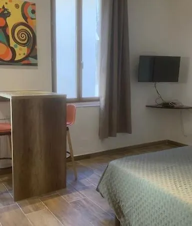 Grands Buffets Apartment *